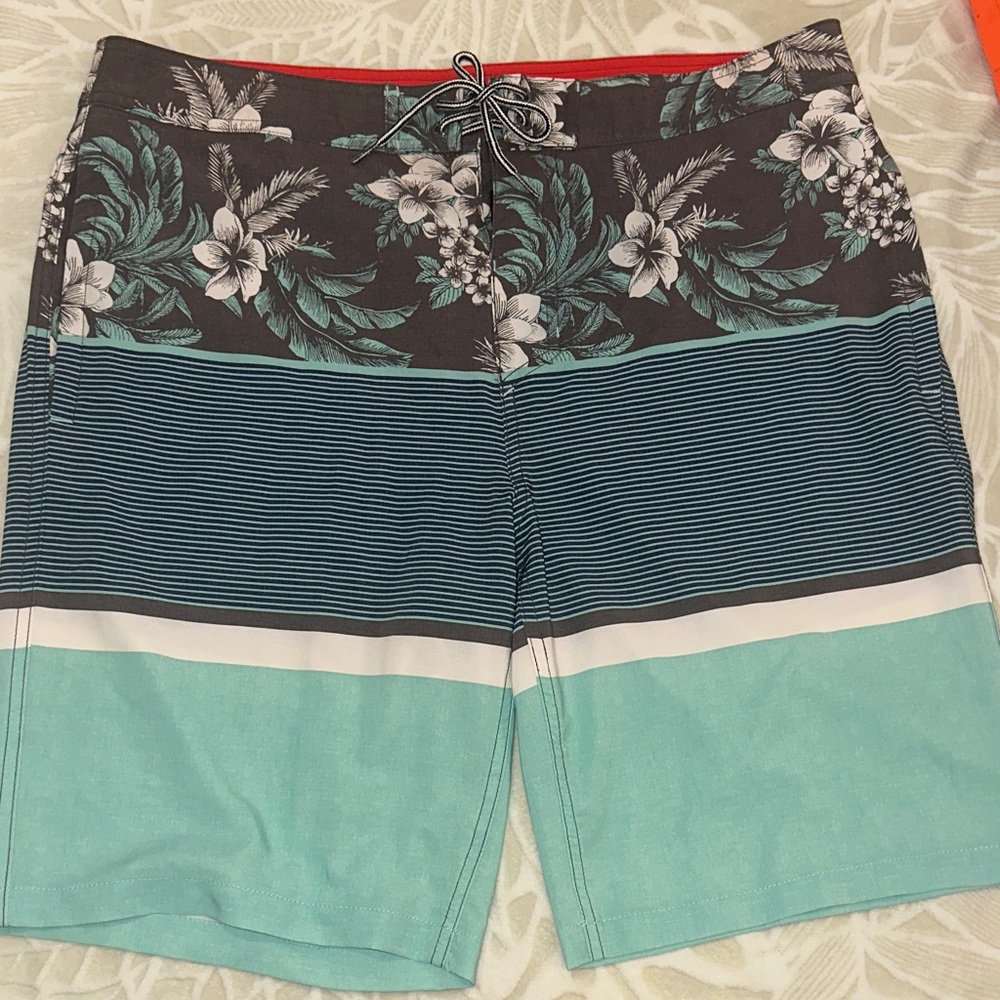 Goodfellow & Co Floral Stripe Men's Board Shorts size 36